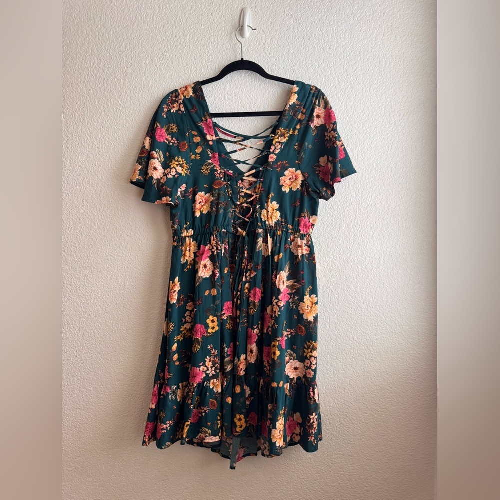 TORRID - Mini Wash Challis Flutter Sleeve Lace Back Dress - Picture 9 of 11